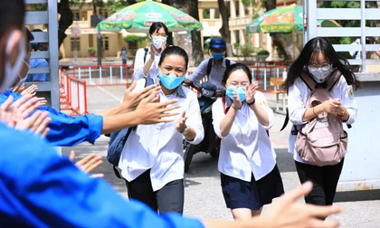 Hé lộ về 2 nữ thí sinh đạt điểm 10 môn Ngữ văn thi tốt nghiệp THPT 2020