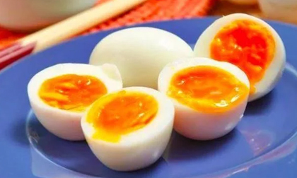 4 sai lầm khi ăn trứng khiến bạn dễ ngộ độc, nhất là điều thứ 2