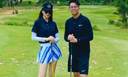 Hương Giang khoe ảnh đi đánh golf cùng Matt Liu, lại còn tranh thủ “ra mắt” hội rich kid của bạn trai