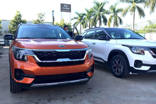 Kia Seltos ồ ạt về đại lý, rục rịch tăng giá, vừa chốt ngày giao đã có phiên bản ‘cháy hàng’ - 1