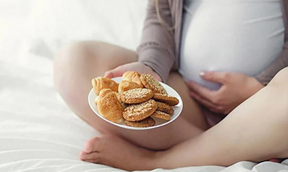 3 thói quen xấu khiến mẹ bầu khó lòng sinh thường, nhất là điều thứ 2