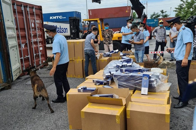 Phát hiện lô thuốc lá 555 giả cả triệu bao, trị giá hơn 30 tỉ đồng
