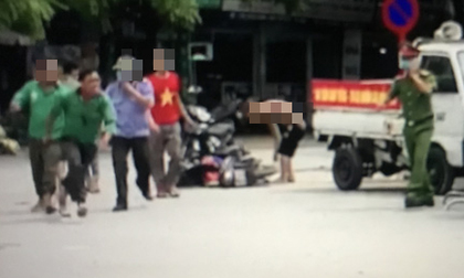 Tài xế xe ôm công nghệ cầm dao đuổi chém người trong Bệnh viện E, 2 người bị thương