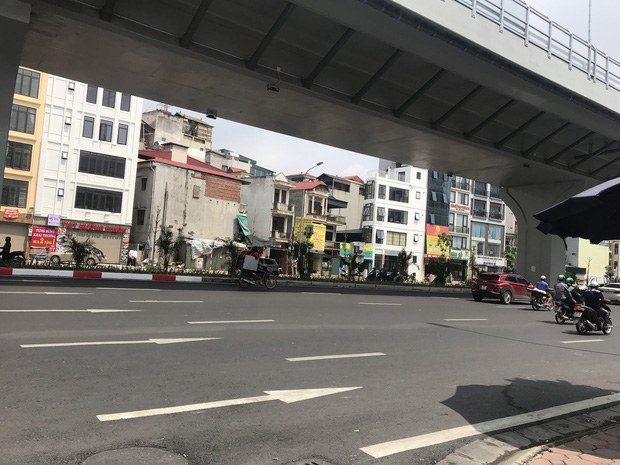 Lý lịch bất hảo của thiếu niên 17 tuổi dùng gậy đập phá xe máy của người bênh vực bà bầu sau va chạm giao thông