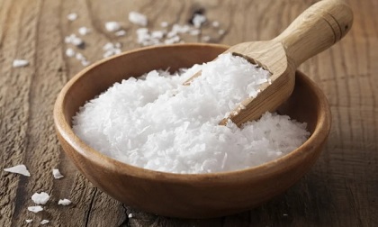 Những thực phẩm màu trắng mẹ không nên cho trẻ ăn nhiều kẻo rước bệnh