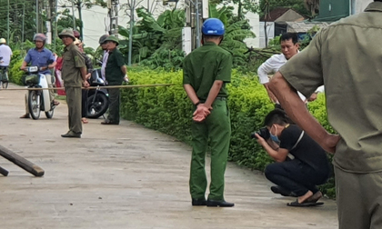 Truy bắt con rể cũ đâm mẹ và 2 chị vợ thương vong rồi bỏ trốn