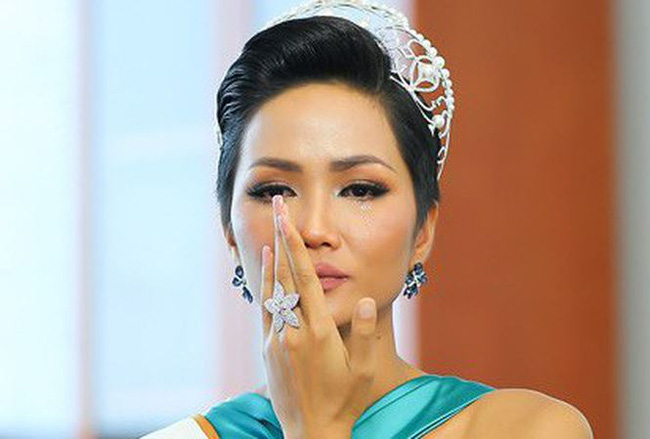 H'Hen Niê chính thức lên tiếng xác nhận đã chia tay bạn trai dù nhiều lần đồn đại chuẩn bị làm đám cưới - 1