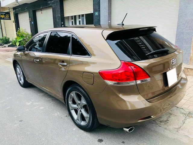 Qua thời đỉnh cao, Toyota Venza hạ giá rẻ ngang Kia Seltos thế hệ mới - 4