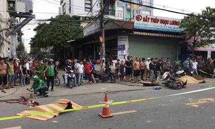 Bình Dương: Xe máy và ô tô va chạm, 2 người tử vong