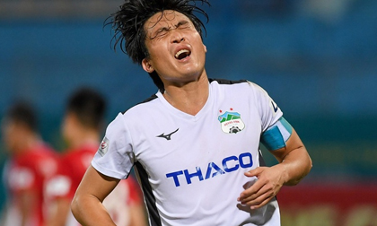 HAGL trở lại mặt đất sau trận thua 1-4