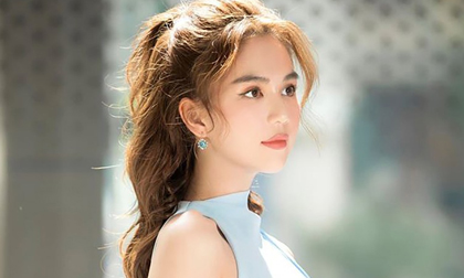 Ngọc Trinh bất ngờ tuyên bố sang năm làm đám cưới và còn tiết lộ thời gian sinh con