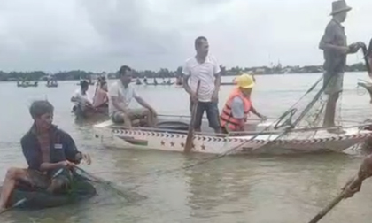 Tìm thấy thi thể 2 học sinh chết đuối trong lũ ở Quảng Nam