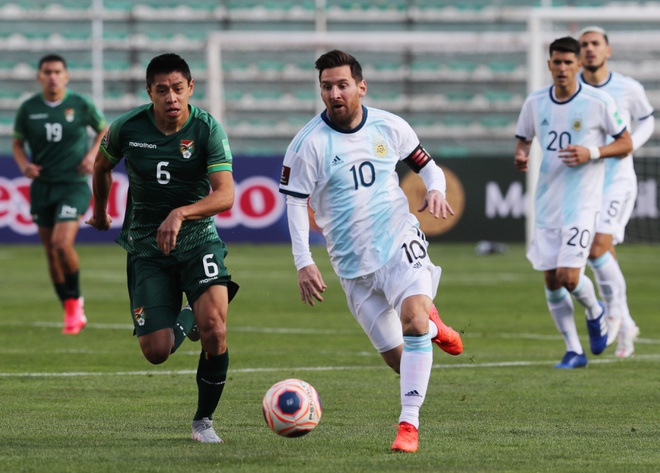 Argentina chật vật giành 3 điểm tại sân đấu ở độ cao hơn 3.600 m - 1