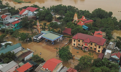 Số người chết do bão lũ ở Miền Trung tăng lên 36, còn 12 người mất tích, nhiều địa phương đề xuất xin hỗ trợ khẩn cấp