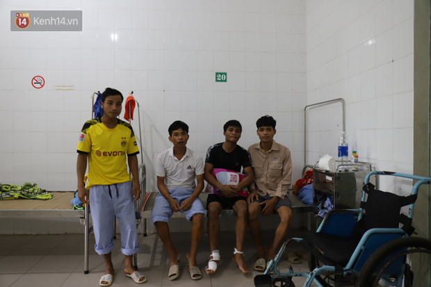 Hành trình thoát chết của nhóm công nhân thủy điện Rào Trăng 3: Cõng nhau tháo chạy khỏi 'tử thần', chia từng gói mì tôm để chống đói - 1