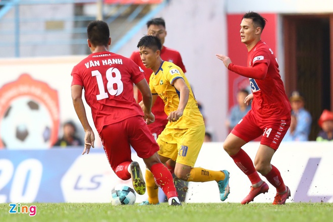 Xác định thêm 3 đội trụ hạng V.League