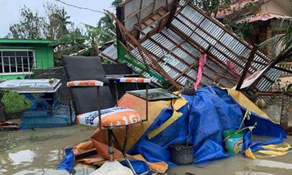 Bão Molave sắp rời Philippines, hướng đến Việt Nam