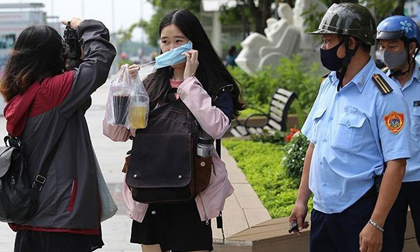 Phạt đến 3 triệu đồng người không đeo khẩu trang nơi quy định