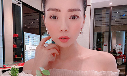 Lệ Quyên lên tiếng sau khi vừa xác nhận ly hôn đã bị bắt gặp được 'tình trẻ tin đồn' đưa đón