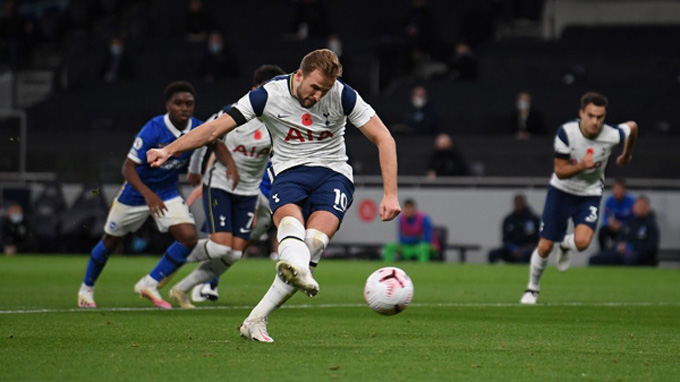 Gareth Bale 'mở tài khoản', Tottenham Hotspur vươn lên vị trí thứ 2