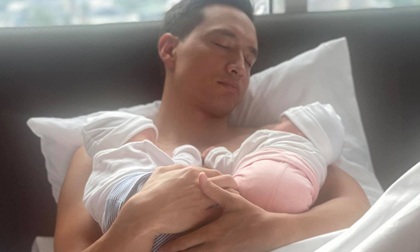 Cuối cùng, Kim Lý - Hồ Ngọc Hà cũng đã công khai ảnh của cặp sinh đôi