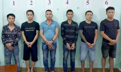 Bắt băng nhóm chuyên cho vay nặng lãi, chém người bị thương
