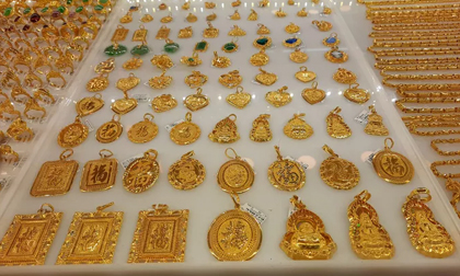Giá vàng hôm nay 12-11: Thế giới giảm, vẫn rẻ hơn vàng SJC 4 triệu đồng/lượng