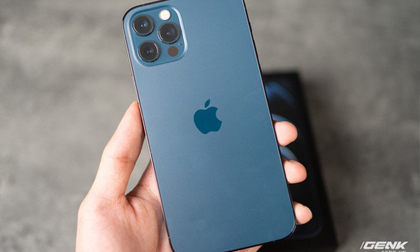 Nhà bán lẻ Việt Nam ngừng nhận cọc iPhone 12