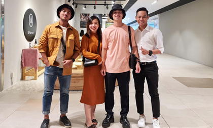 Lộ ảnh Công Phượng tươi cười bên Viên Minh ngay sát ngày cưới, nhan sắc cô dâu gây chú ý