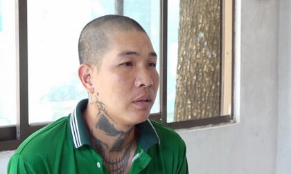Mâu thuẫn trong khi đi xăm hình, dùng dao đâm chết đối phương