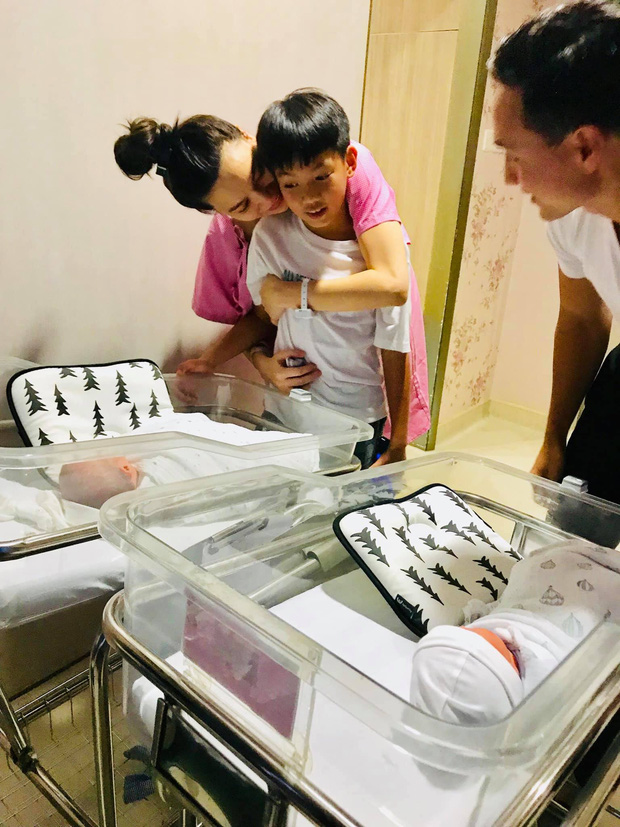 Hậu sinh con, Hồ Ngọc Hà lộ nhan sắc thật trong hình ảnh chưa chỉnh sửa - 2