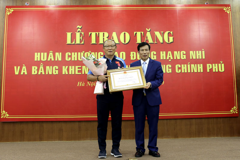 HLV Park Hang-seo nhận vinh dự cực lớn tại quê nhà Hàn Quốc - 1
