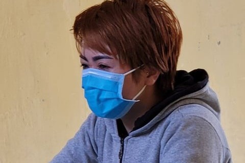 Lời khai chủ quán bánh xèo bạo hành nhân viên Lời khai chủ quán bánh xèo bạo hành nhân viên