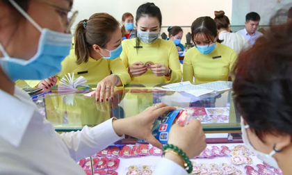 Giá vàng hôm nay 23-11: Vàng SJC cao hơn thế giới 3,7 triệu đồng/lượng
