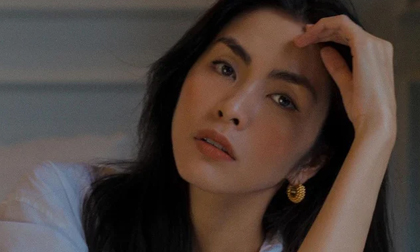 Hà Tăng lại gây hoang mang khi đăng tải dòng chú thích tâm trạng buồn bã