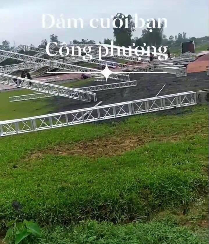 Hé lộ hình ảnh đầu tiên về đám cưới Công Phượng tại Nghệ An, dân tình trầm trồ về độ hoành tráng