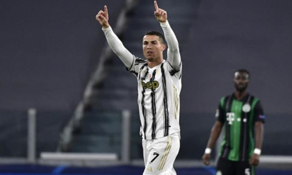Vượt mặt Messi, Ronaldo giành giải 'Bàn Chân Vàng 2020'