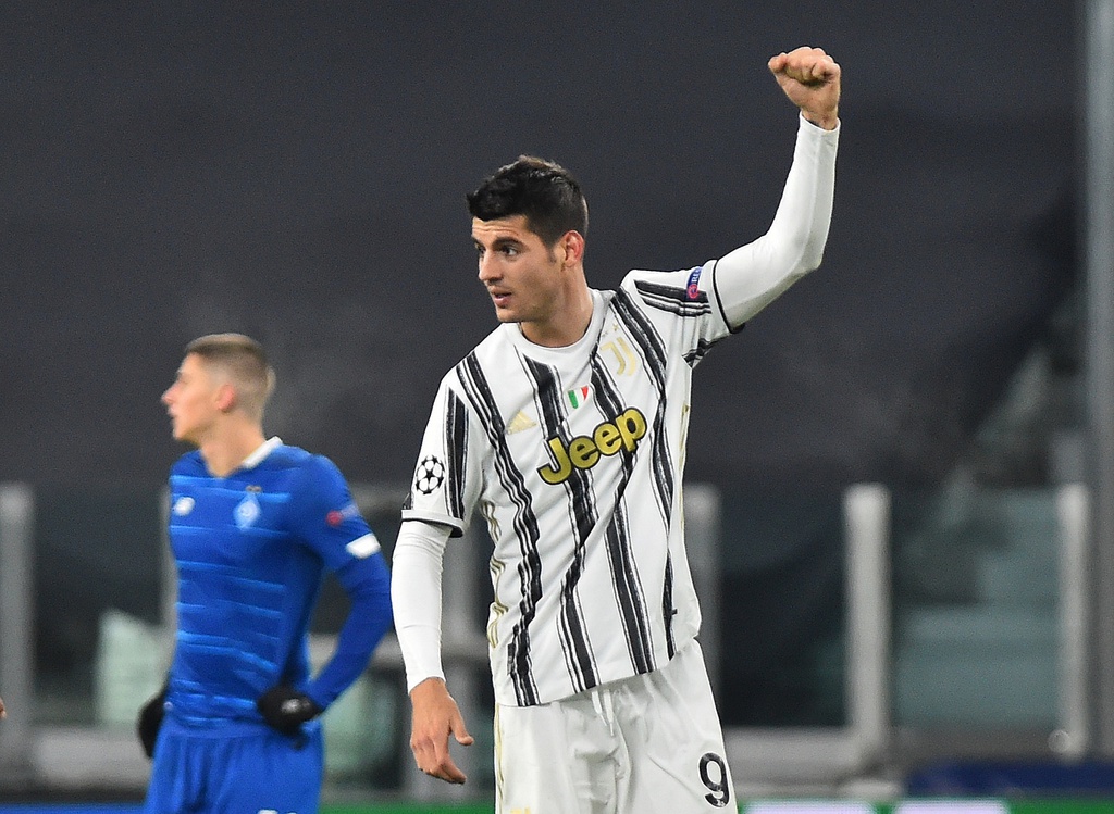 Ronaldo ghi bàn trong ngày trở lại Champions League - 4