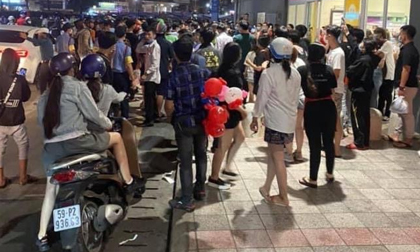 Nổ súng trấn áp vụ hỗn chiến trước trung tâm thương mại Aeon Tân Phú