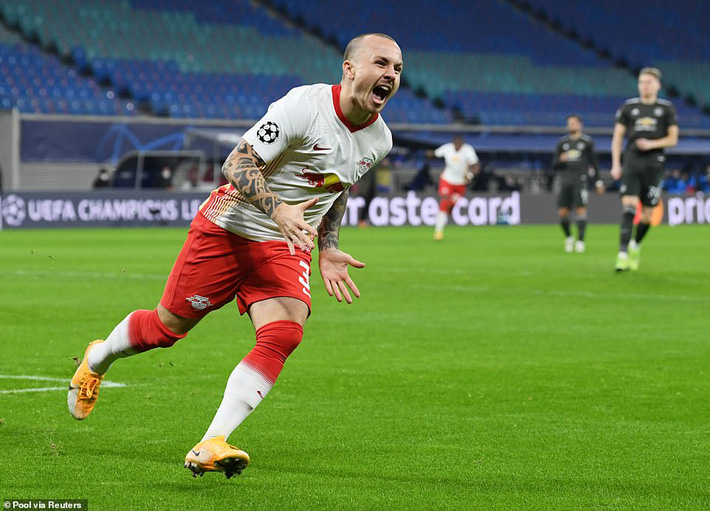 Thất bại cay đắng, Man United cúi đầu rời Champions League ngay sau vòng bảng - Ảnh 2.