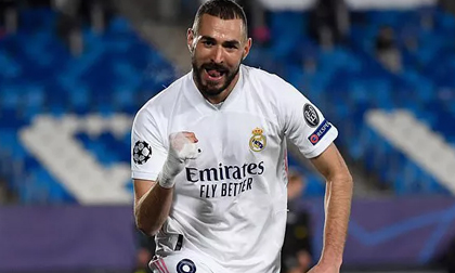 Benzema lập kỷ lục, Real Madrid ngoạn mục vượt vòng bảng Champions League