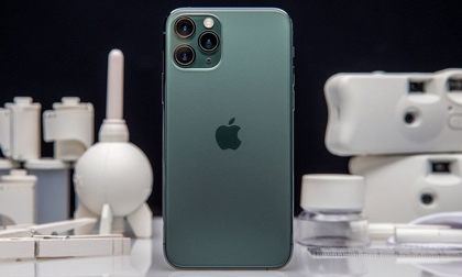 iPhone 11 Pro chính hãng liên tục giảm giá, sắp bị ngừng bán ở VN