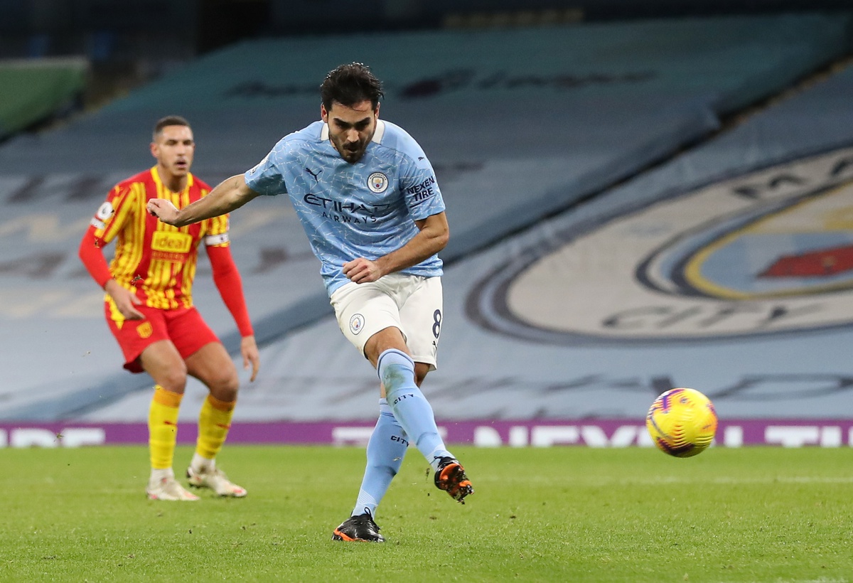 Man City hòa đội áp chót bảng xếp hạng - 3