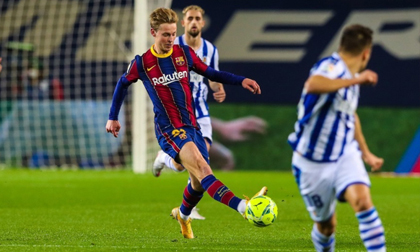 Ngược dòng trước Real Sociedad, Barcelona trở lại nhóm đầu bảng