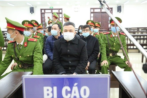 'Trùm' đa cấp Liên Kết Việt bị đề nghị mức án tù chung thân - 1