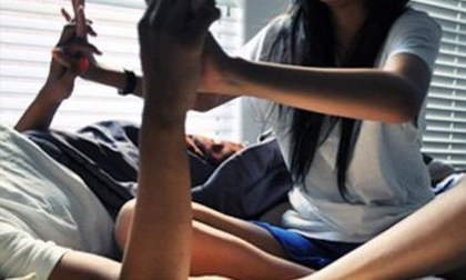 TP.HCM: Bé gái bị gã thanh niên dụ dỗ quan hệ đến sinh con khi mới 13 tuổi