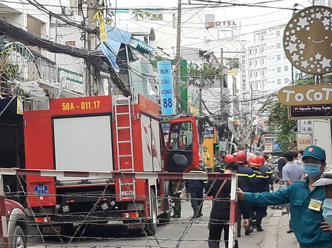 Vụ nổ lớn tại quán bún ở Sài Gòn: Nghi do chất liệu nổ gây ra, chủ nhà nợ tiền nhiều người