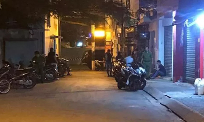 Một người tử vong trong tư thế quỳ gối, chân tay bị trói ở quận Bình Thạnh