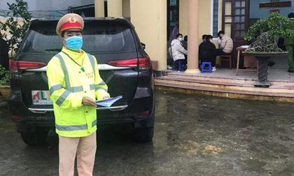 Tài xế chở 6 người Trung Quốc nghi nhập cảnh trái phép chết trong tư thế treo cổ tại nơi cách ly