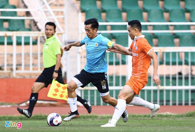 CLB Hà Nội hòa 3-3 trước tân binh V.League